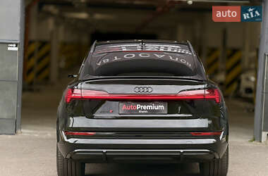 Внедорожник / Кроссовер Audi e-tron S Sportback 2023 в 