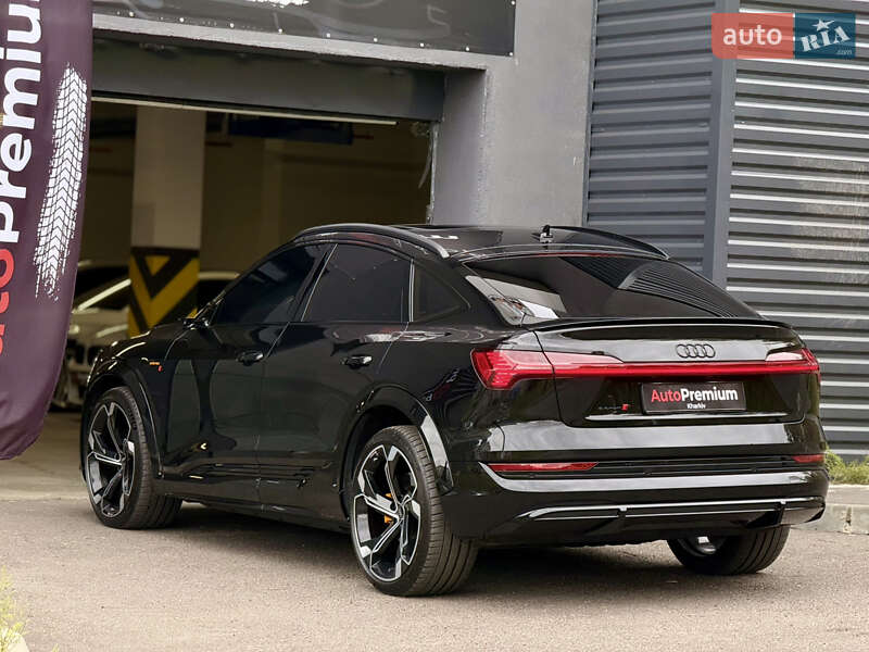 Внедорожник / Кроссовер Audi e-tron S Sportback 2023 в Харькове