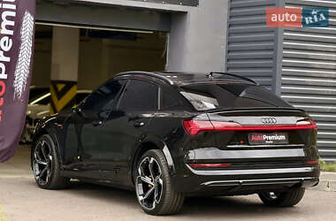 Внедорожник / Кроссовер Audi e-tron S Sportback 2023 в 