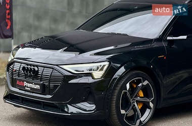 Внедорожник / Кроссовер Audi e-tron S Sportback 2023 в 