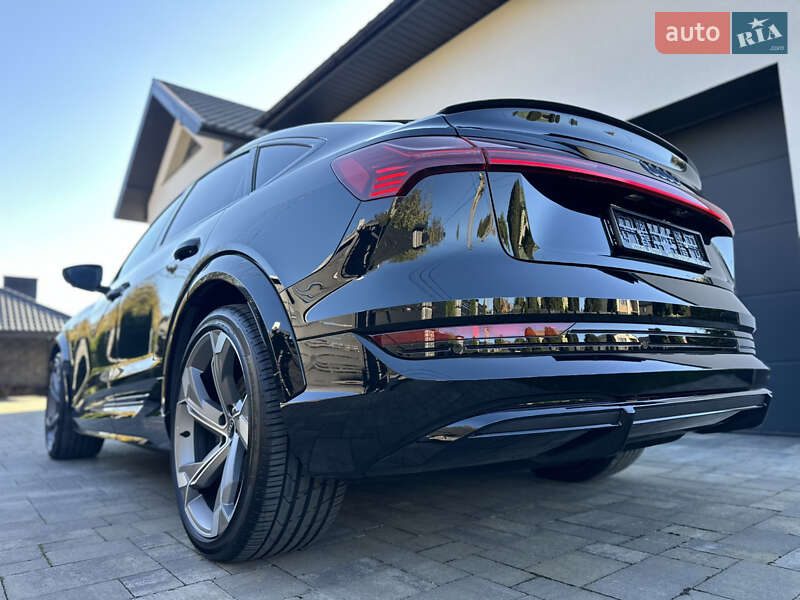 Позашляховик / Кросовер Audi e-tron S Sportback 2022 в Луцьку фото 8 Позашляховик / Кросовер Audi e-tron S Sportback 2022 в Луцьку