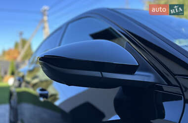 Внедорожник / Кроссовер Audi e-tron S Sportback 2022 в 