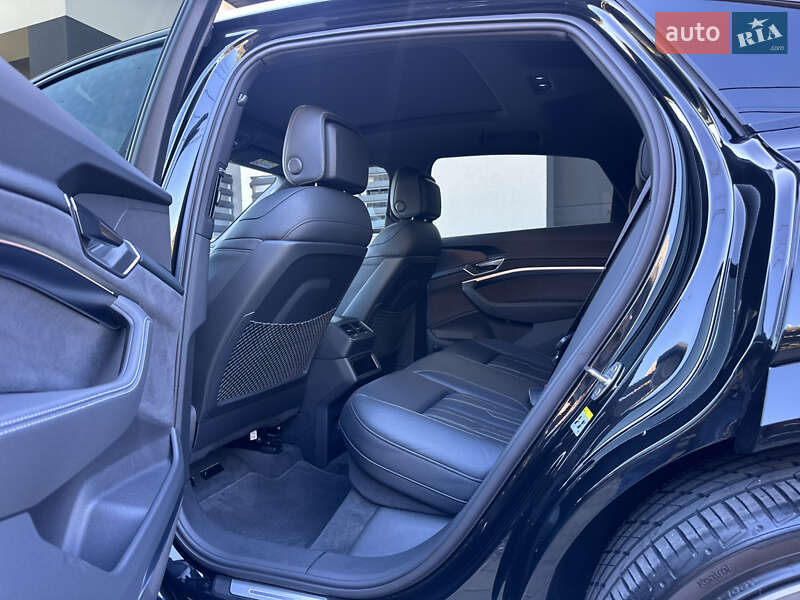 Позашляховик / Кросовер Audi e-tron S Sportback 2022 в Луцьку фото 78 Позашляховик / Кросовер Audi e-tron S Sportback 2022 в Луцьку