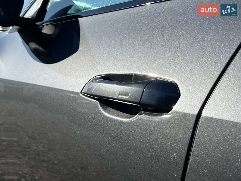 Позашляховик / Кросовер Audi e-tron S Sportback 2022 в Луцьку