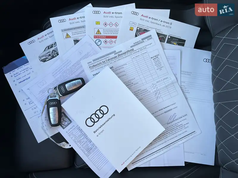 Позашляховик / Кросовер Audi e-tron S Sportback 2022 в Луцьку документ
