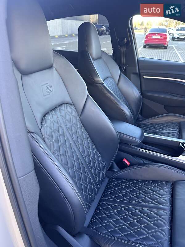 Позашляховик / Кросовер Audi e-tron S Sportback 2021 в Києві фото 6 Позашляховик / Кросовер Audi e-tron S Sportback 2021 в Києві