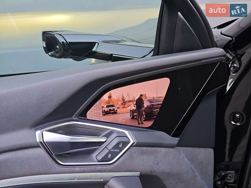 Позашляховик / Кросовер Audi e-tron S Sportback 2021 в Луцьку фото 28 Позашляховик / Кросовер Audi e-tron S Sportback 2021 в Луцьку