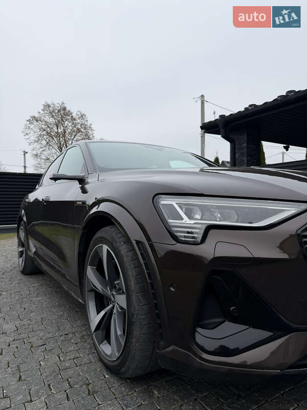 Позашляховик / Кросовер Audi e-tron S Sportback 2021 в Тернополі фото 7 Позашляховик / Кросовер Audi e-tron S Sportback 2021 в Тернополі