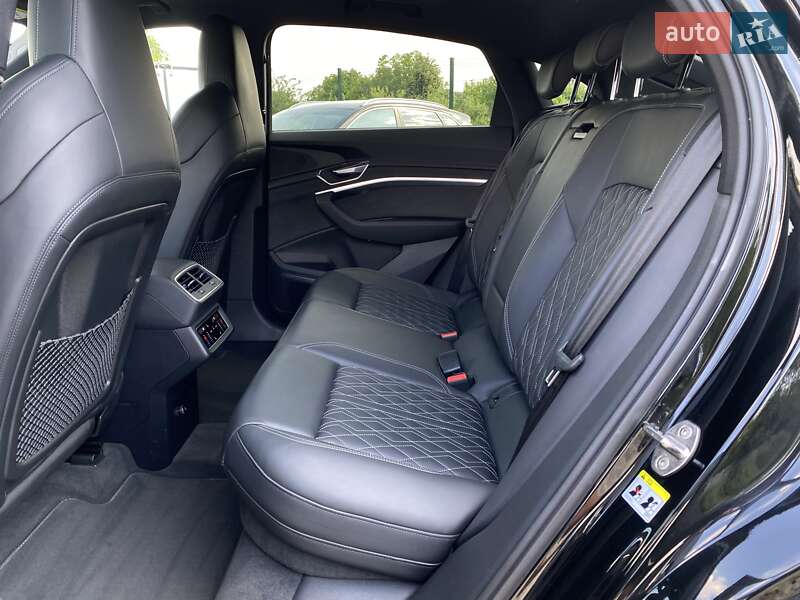Внедорожник / Кроссовер Audi e-tron S Sportback 2023 в Львове