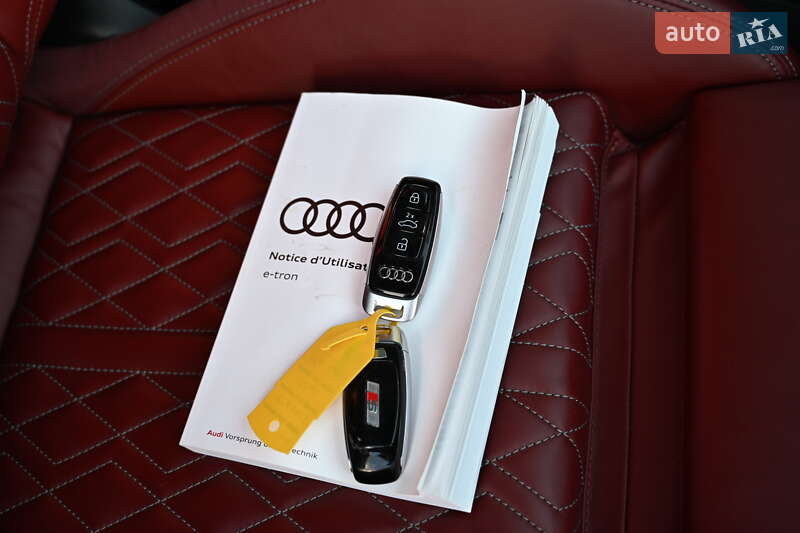 Позашляховик / Кросовер Audi e-tron S Sportback 2022 в Львові