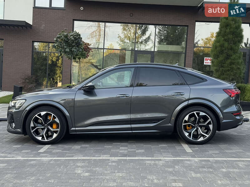 Позашляховик / Кросовер Audi e-tron S Sportback 2021 в Ужгороді