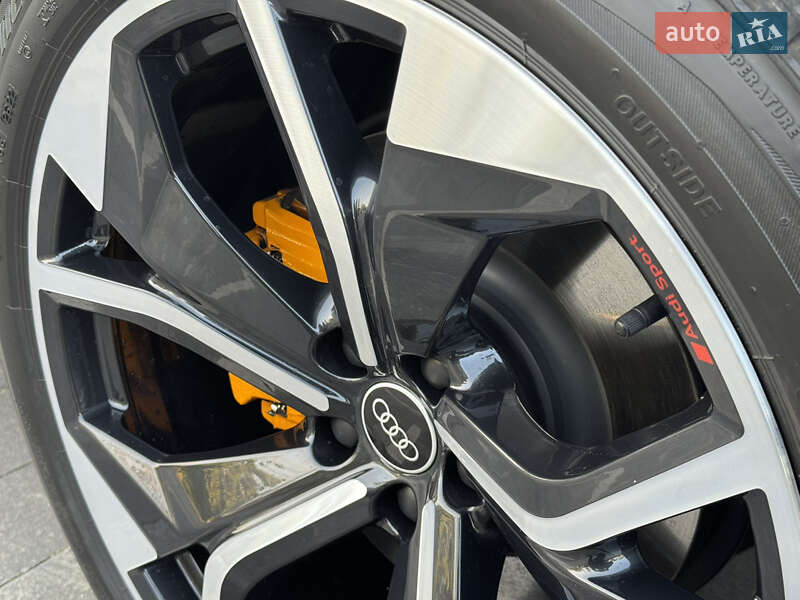Позашляховик / Кросовер Audi e-tron S Sportback 2021 в Ужгороді