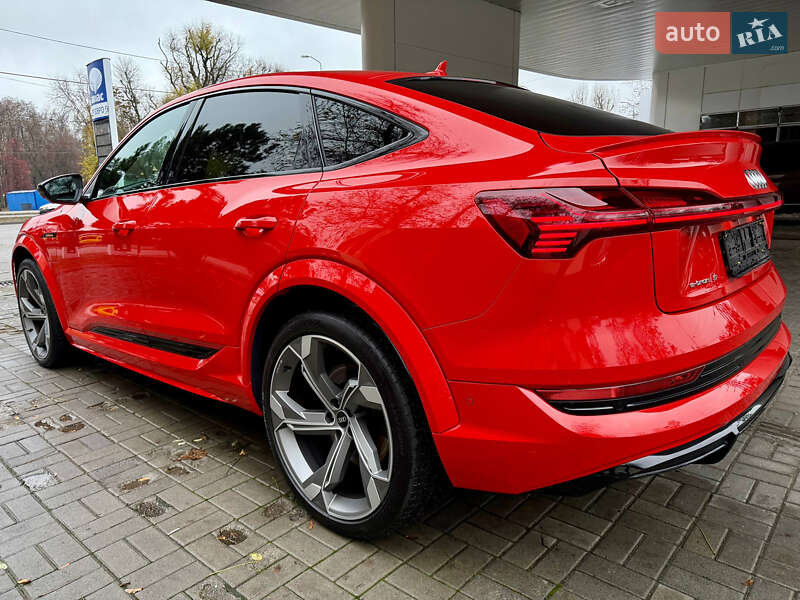 Внедорожник / Кроссовер Audi e-tron S Sportback 2022 в Днепре