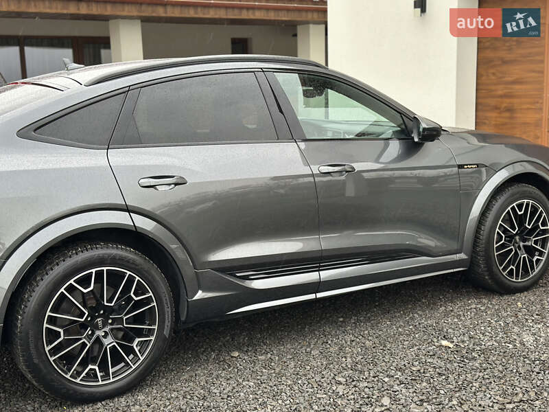 Позашляховик / Кросовер Audi e-tron S Sportback 2021 в Ужгороді фото 33 Позашляховик / Кросовер Audi e-tron S Sportback 2021 в Ужгороді