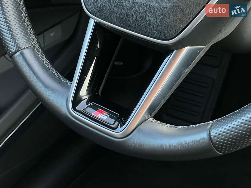 Позашляховик / Кросовер Audi e-tron S Sportback 2022 в Луцьку