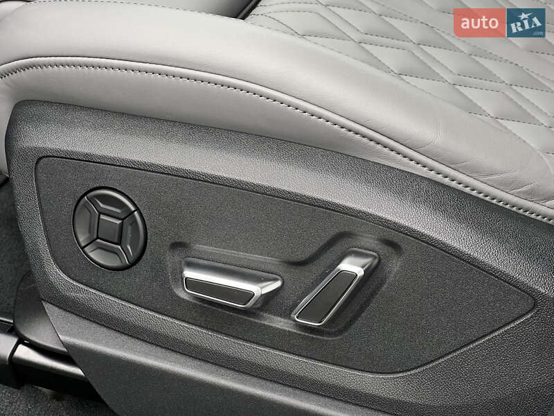 Позашляховик / Кросовер Audi e-tron S Sportback 2023 в Луцьку