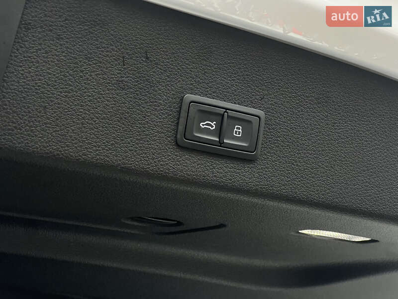 Позашляховик / Кросовер Audi e-tron S Sportback 2023 в Луцьку