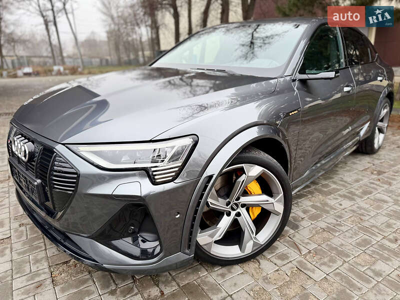 Внедорожник / Кроссовер Audi e-tron S Sportback 2022 в Днепре