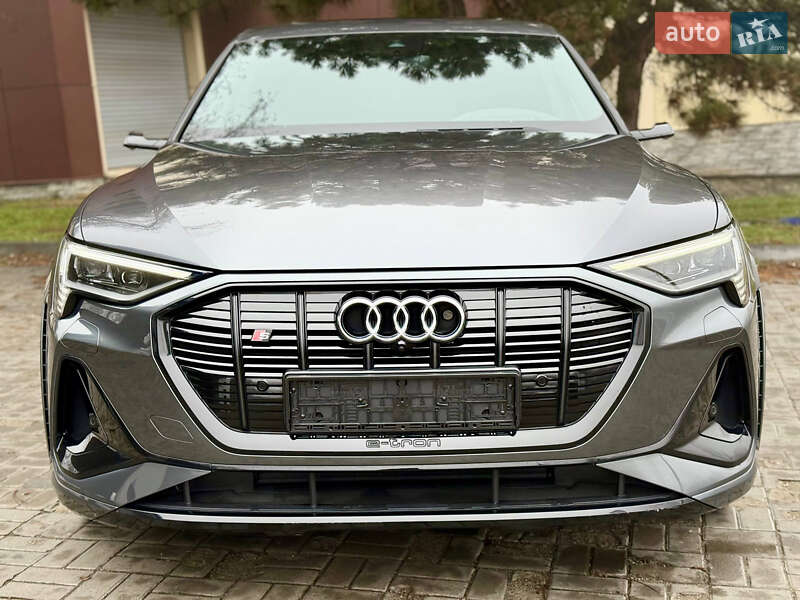Внедорожник / Кроссовер Audi e-tron S Sportback 2022 в Днепре