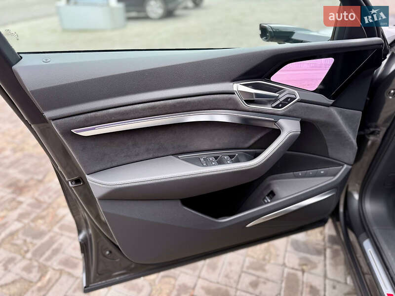 Внедорожник / Кроссовер Audi e-tron S Sportback 2022 в Днепре