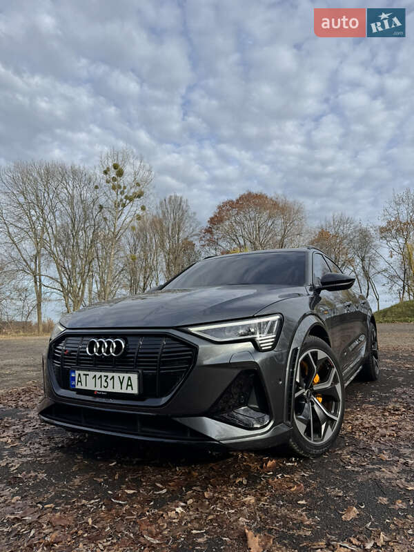 Внедорожник / Кроссовер Audi e-tron S Sportback 2023 в Калуше
