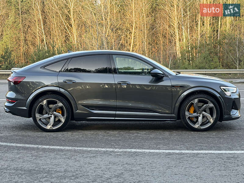 Внедорожник / Кроссовер Audi e-tron S Sportback 2022 в Ковеле фото 13 Внедорожник / Кроссовер Audi e-tron S Sportback 2022 в Ковеле