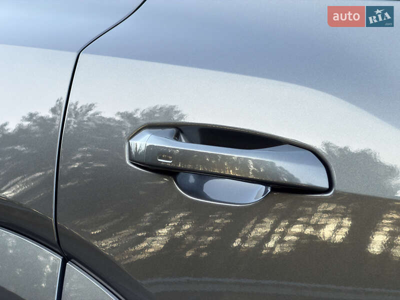 Внедорожник / Кроссовер Audi e-tron S Sportback 2022 в Ковеле фото 37 Внедорожник / Кроссовер Audi e-tron S Sportback 2022 в Ковеле