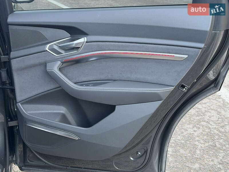 Внедорожник / Кроссовер Audi e-tron S Sportback 2022 в Ковеле фото 95 Внедорожник / Кроссовер Audi e-tron S Sportback 2022 в Ковеле