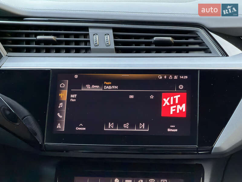 Внедорожник / Кроссовер Audi e-tron S Sportback 2022 в Ковеле фото 116 Внедорожник / Кроссовер Audi e-tron S Sportback 2022 в Ковеле