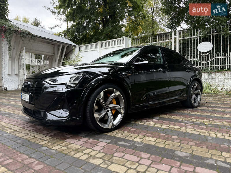 Внедорожник / Кроссовер Audi e-tron S Sportback 2022 в Черновцах