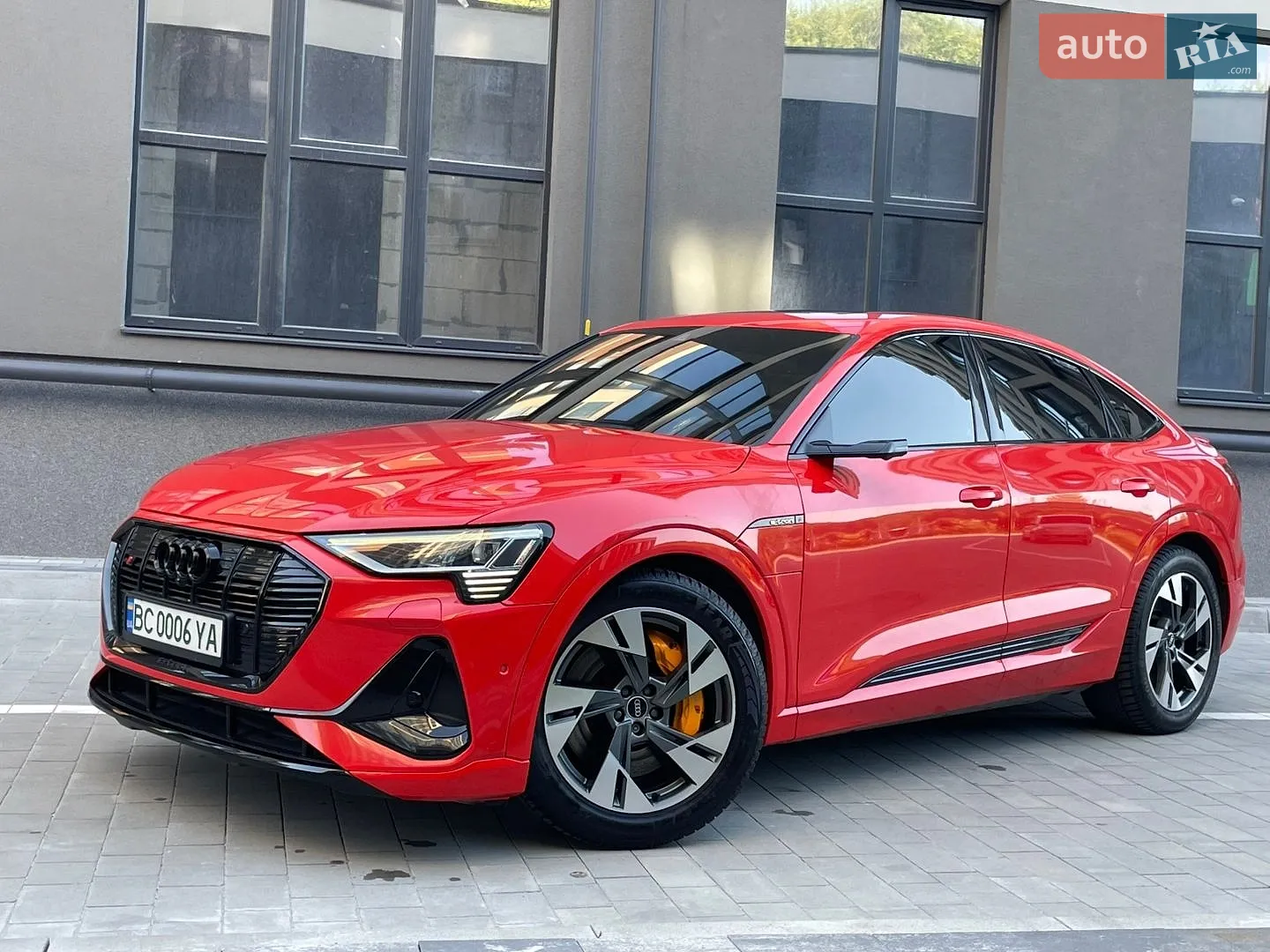 2020 Audi e-tron S Sportback - мініатюра 11