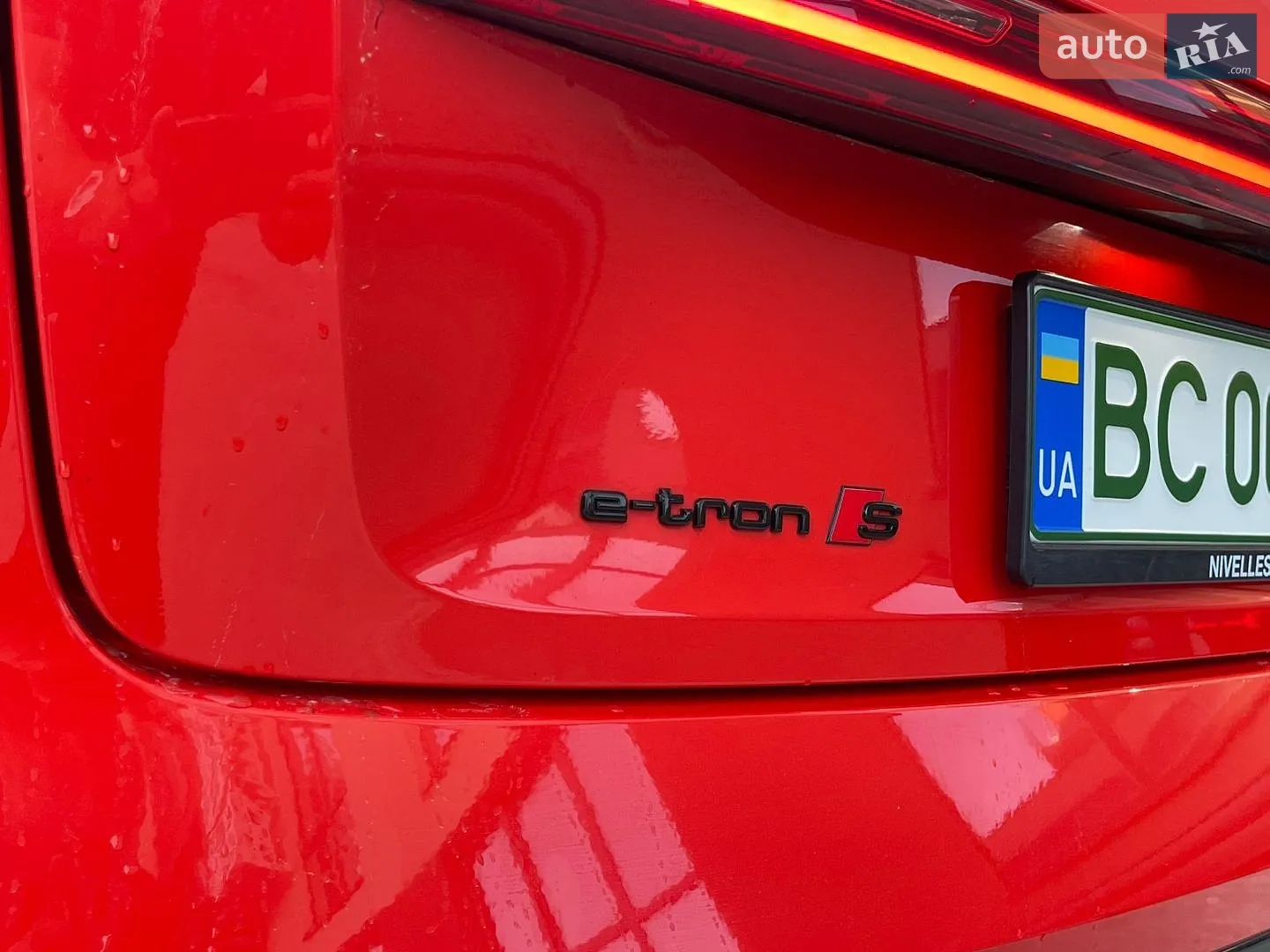 2020 Audi e-tron S Sportback - мініатюра 25