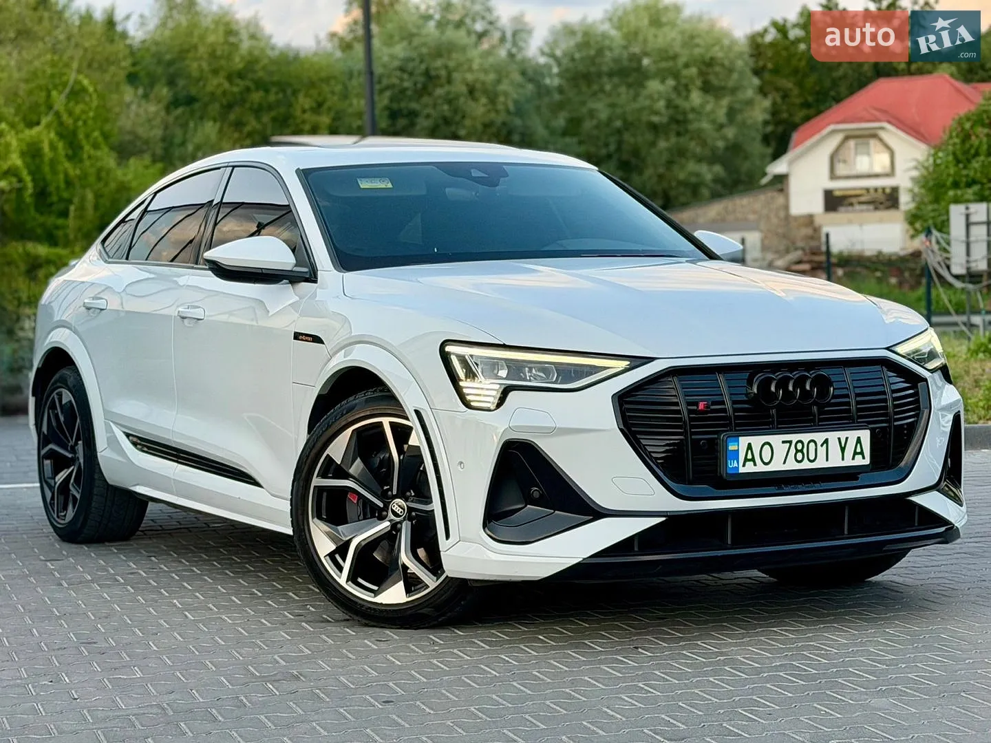 2021 Audi e-tron S Sportback - мініатюра 32