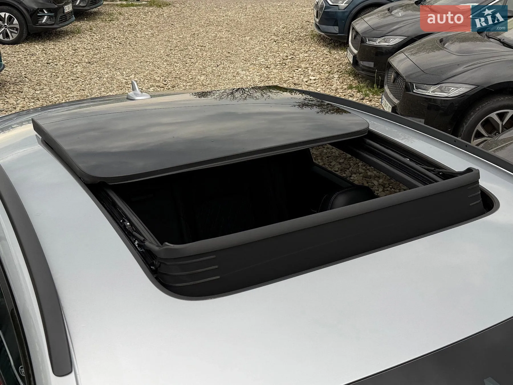 2022 Audi e-tron S Sportback - мініатюра 7