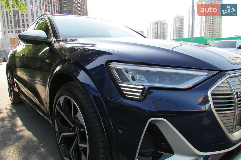 Внедорожник / Кроссовер Audi e-tron S 2021 в Киеве