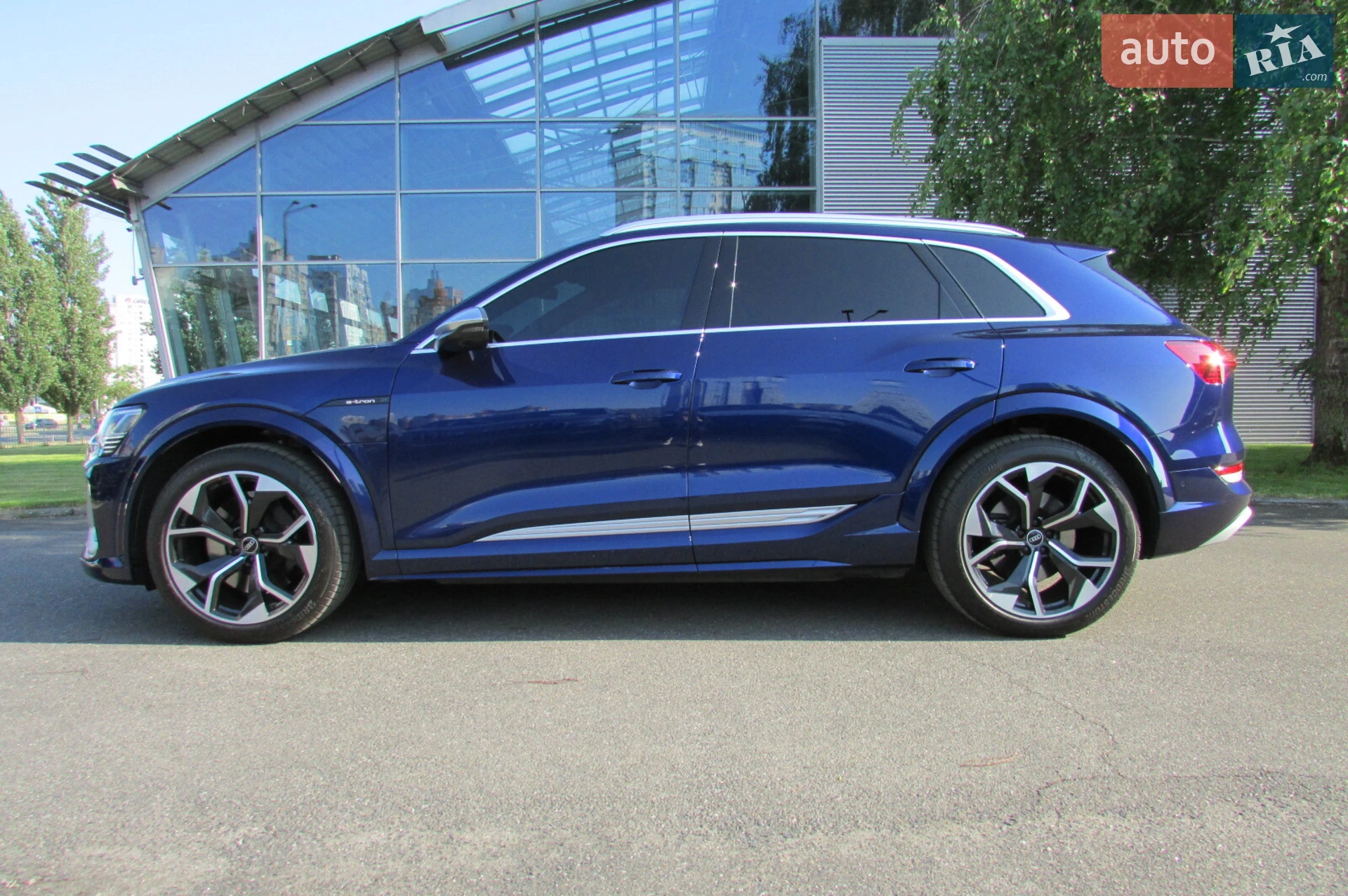 2021 Audi e-tron S - мініатюра 106
