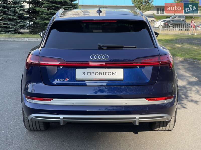 Внедорожник / Кроссовер Audi e-tron S 2021 в Киеве