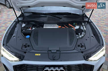 Внедорожник / Кроссовер Audi e-tron S 2020 в 