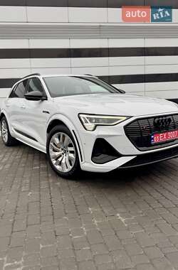 Позашляховик / Кросовер Audi e-tron S 2021 в Рівному