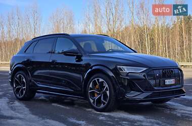 Позашляховик / Кросовер Audi e-tron S 2021 в Ковелі