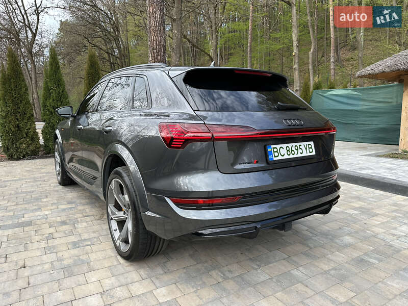Внедорожник / Кроссовер Audi e-tron S 2022 в Львове