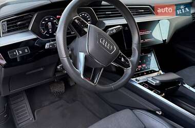 Внедорожник / Кроссовер Audi e-tron S 2021 в 