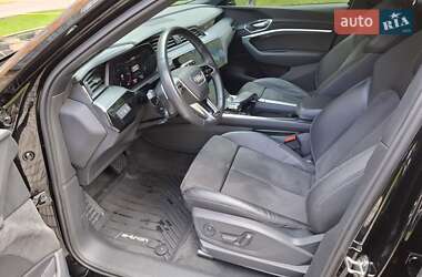Внедорожник / Кроссовер Audi e-tron S 2021 в 