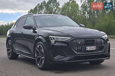 Внедорожник / Кроссовер Audi e-tron S 2021 в 