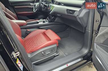 Внедорожник / Кроссовер Audi e-tron S 2021 в 