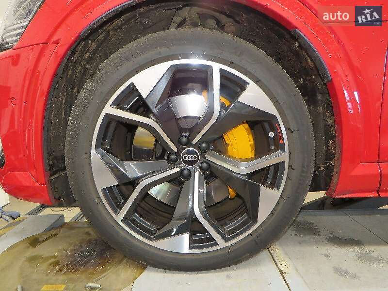 Внедорожник / Кроссовер Audi e-tron S 2021 в Львове