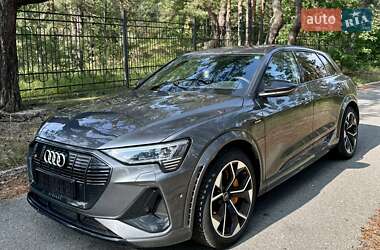 Внедорожник / Кроссовер Audi e-tron S 2021 в Киеве