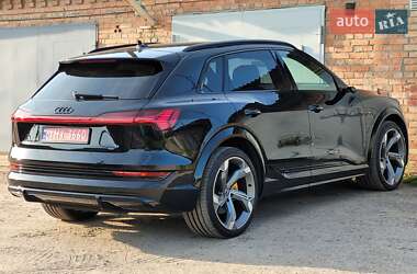 Внедорожник / Кроссовер Audi e-tron S 2022 в 