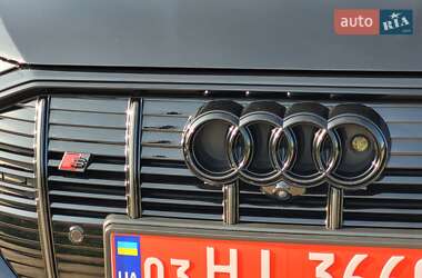 Внедорожник / Кроссовер Audi e-tron S 2022 в 
