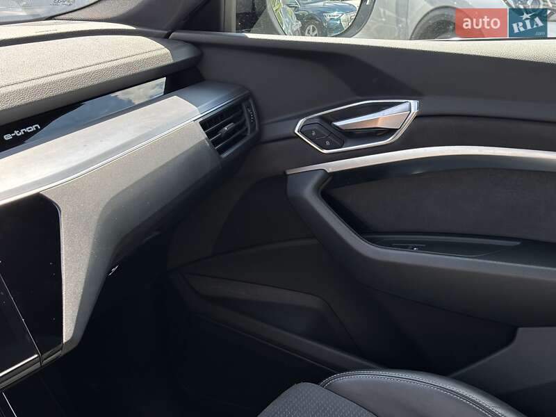 Внедорожник / Кроссовер Audi e-tron S 2021 в Львове